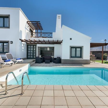 Villas Camelot By Escape Home Коста Бланка Экстерьер фото